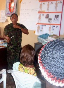 Sierra-Leone : Sensibilisation  des patients VIH à l'importance de bien suivre leurs traitements.