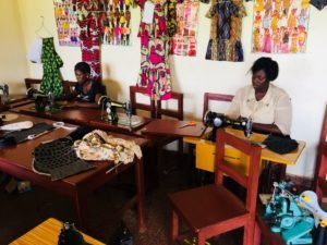 Un outil innovant pour améliorer l’observance aux traitements chez les enfants vivant avec le VIH en Sierra Leone