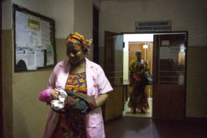 Prévention de la transmission mère-enfant du VIH en Guinée : résultats de l'étude ANRS 12344-DIAVINA