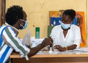 Projet ATLAS : Les autotests VIH, un outil pour pallier le manque d’accès au dépistage en Afrique de l’Ouest